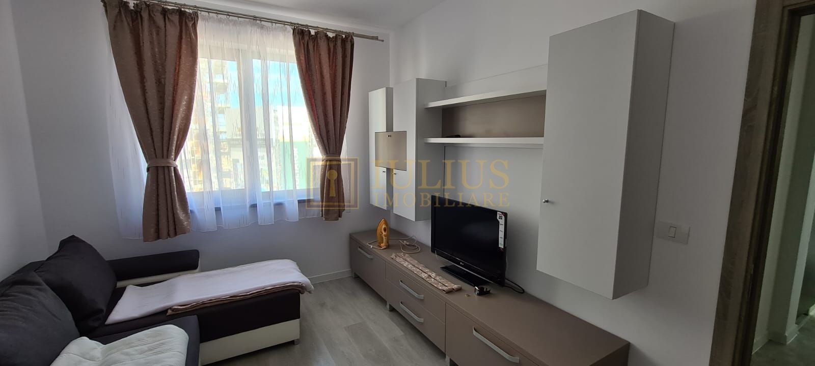 3 camere,  Giroc, la 10 min de Spitalul Judetean, loc parcare inclus - Poză 4