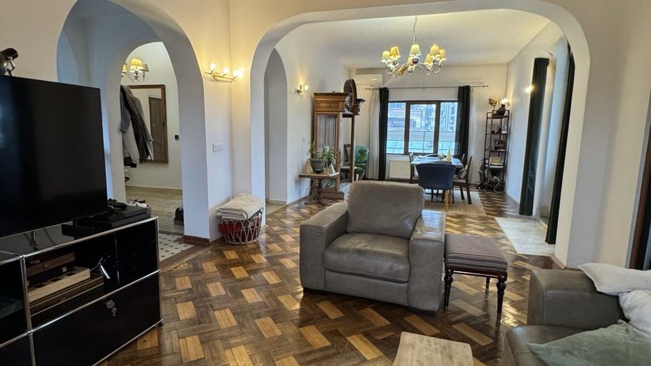 Penthouse cu terasa 50mp - Universitate - Poză 3