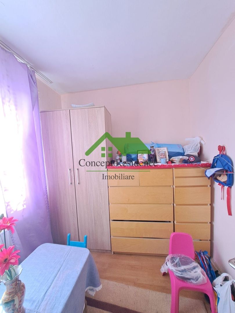 Vand apartament 2 camere, zona Vivo Mall - Poză 5