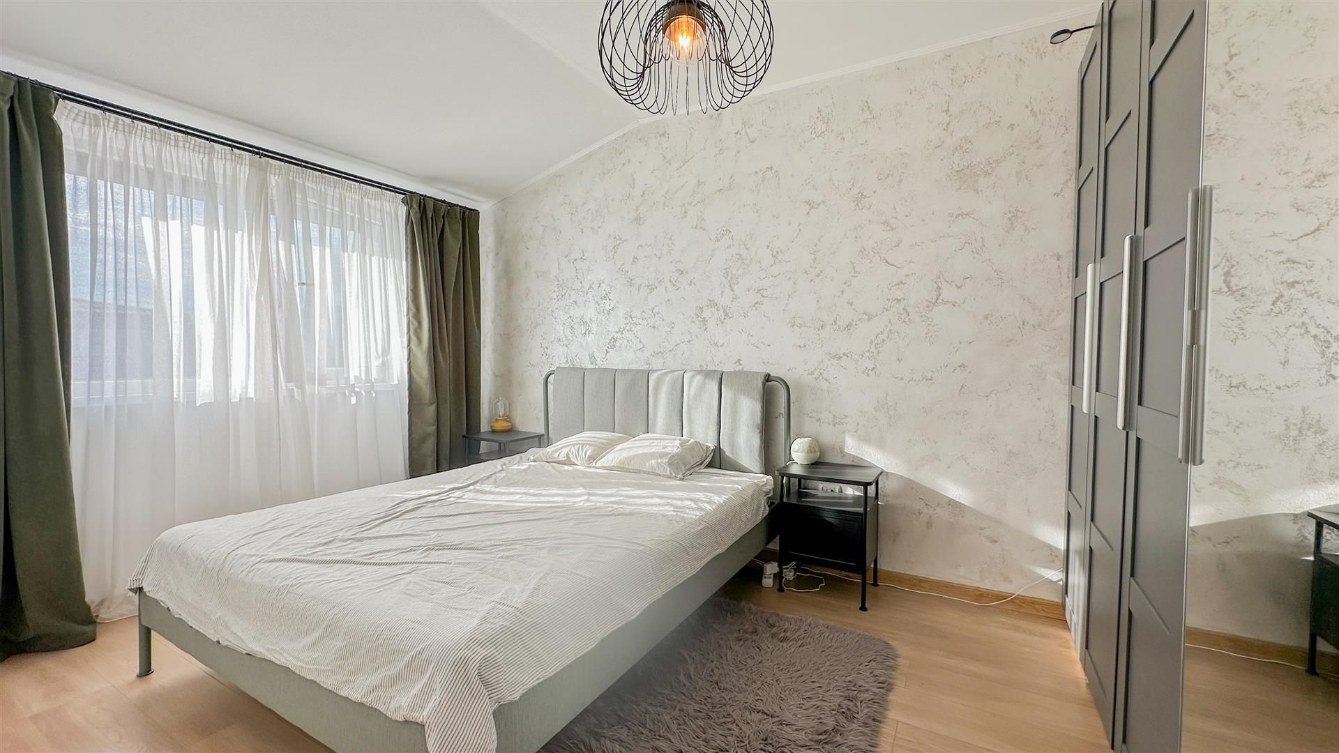 Apartament 2 cam + Dressing | Parcare inclusa | Priveliste catre munti - Poză 4