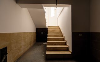 Clădire comercială în zona Grădiște. - Poză 20