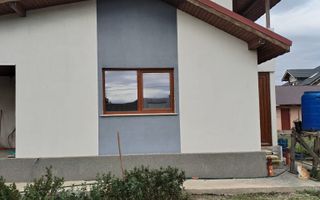 Lumina (cod04)-Casa P+1 4 camere 3 bai - Poză 1