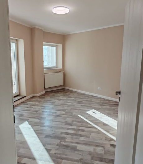 Apartament 3camere- metrou Aparatorii Patriei. - Poză 9