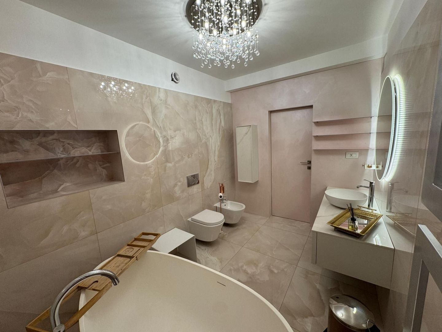 Apartament modern de 3 camere + 2 băi – Erou Iancu Nicolae - Poză 20