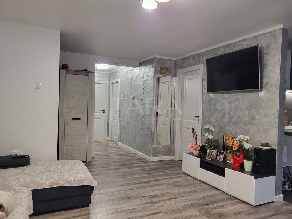 Confort și spațiu – Apartament cu 3 camere, zona Panemar. - Poză 1