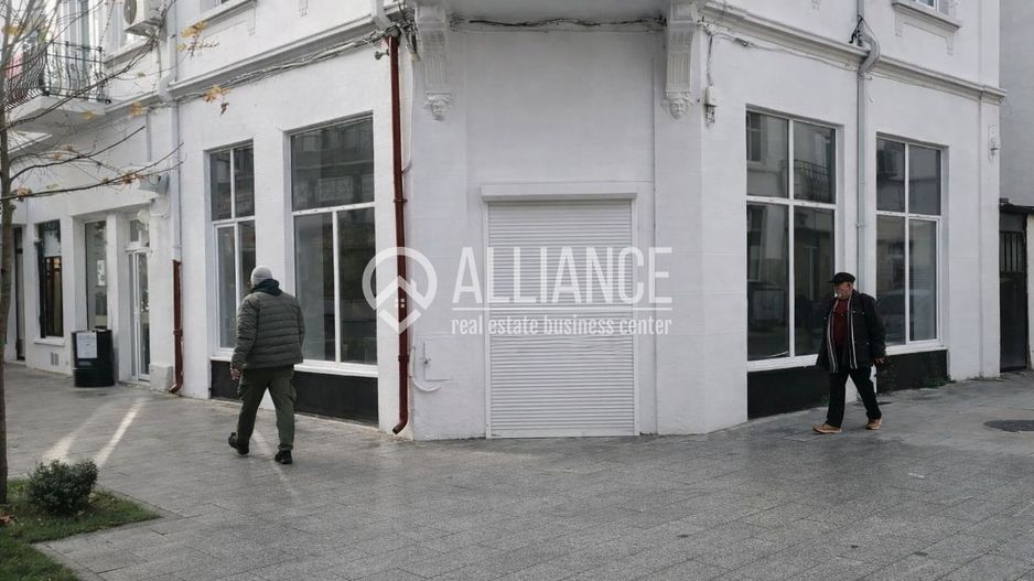 SPATIU COMERCIAL de inchiriat  - STEFAN CEL MARE (COD10) - Poză 1