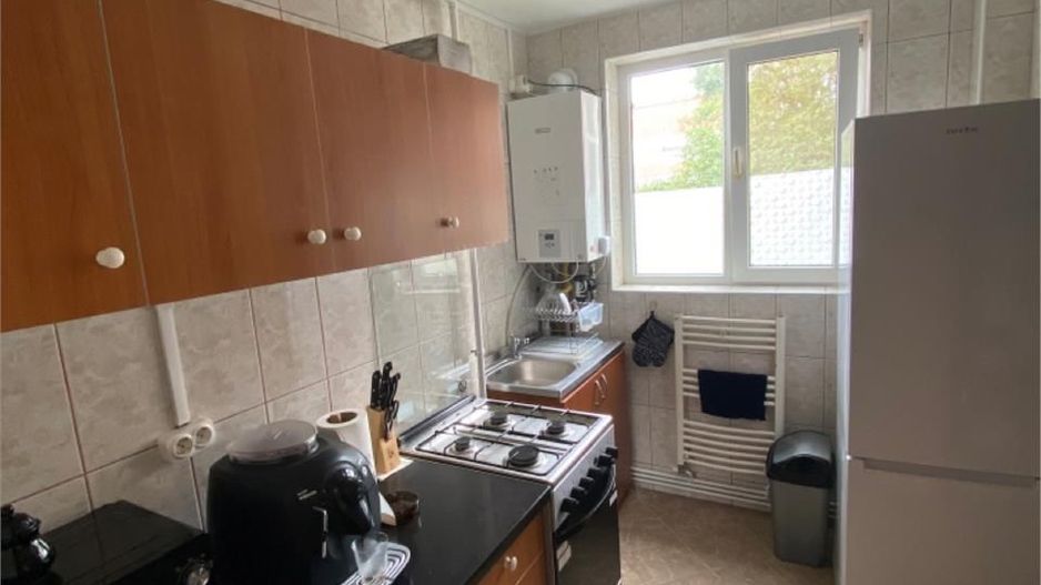 Apartament 2 camere Complexul Studentesc - Poză 2