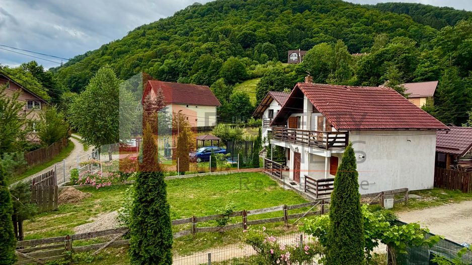 Proprietate spațioasă în Predeluț – la doar 800 m de centrul stațiunii Bran - Poză 27
