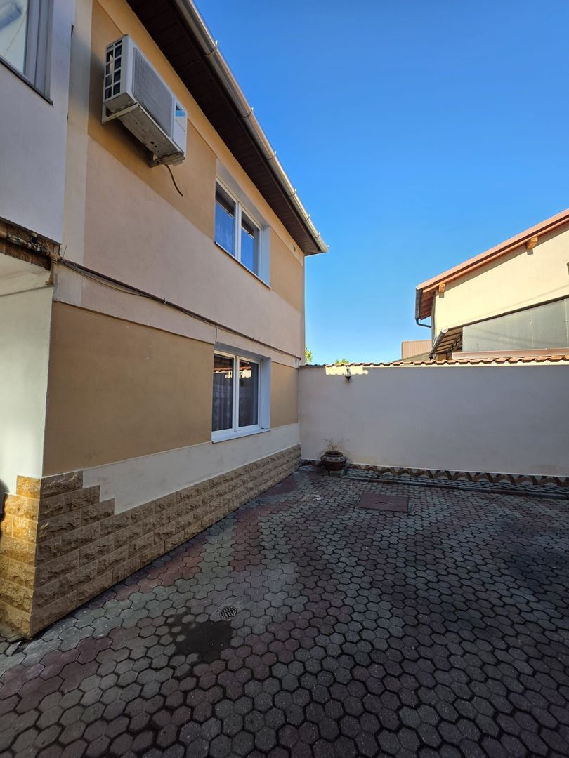 CASA  DE ÎNCHIRIAT 3 CAMERE IDEALA PENTRU SEDIU FIRMA SAU LOCUINTA - Poză 2