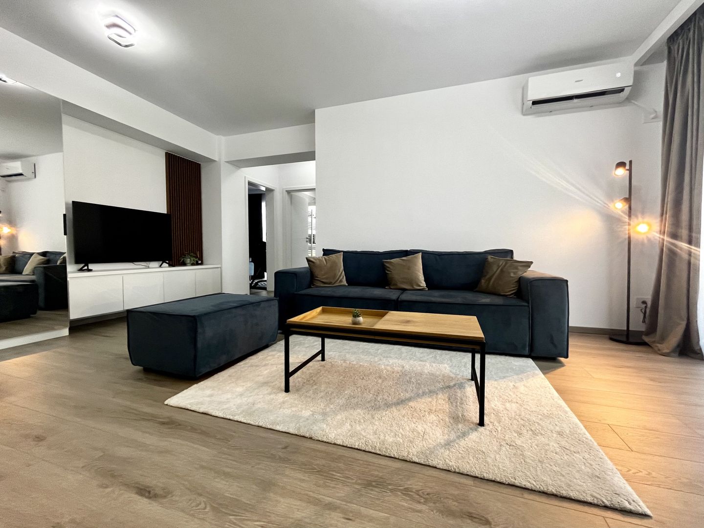 Apartament 3 camere, elegant, la prima închiriere, în zona Lipovei - Poză 5