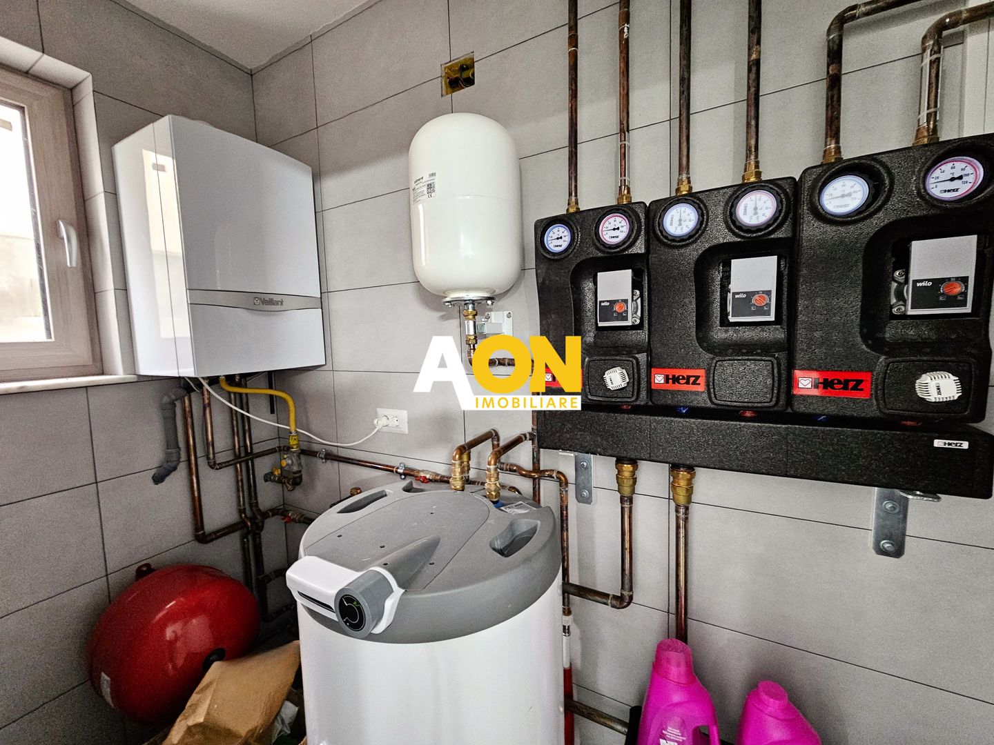 Casa noua, 6 camere, finisata la cheie, 1000 mp teren, zona Schit - Poză 11