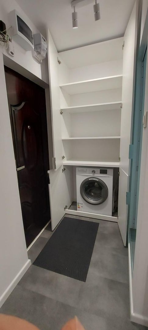 Garsoniera modernă 1 Decembrie, boiler,  AC, etaj 9 - Poză 3