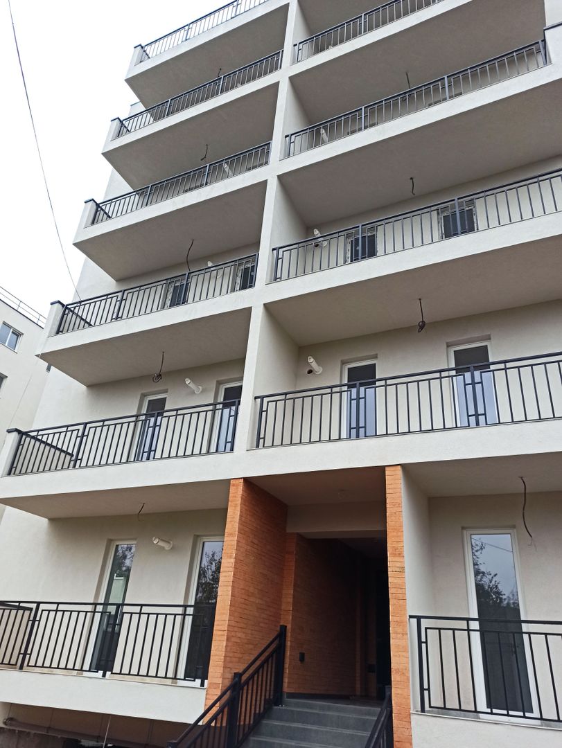 2camdec.modern/sec4,Mall Grand Arena - Poză 4