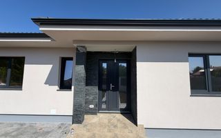 -Casa individuală -4 camere -2 băi - - Poză 3