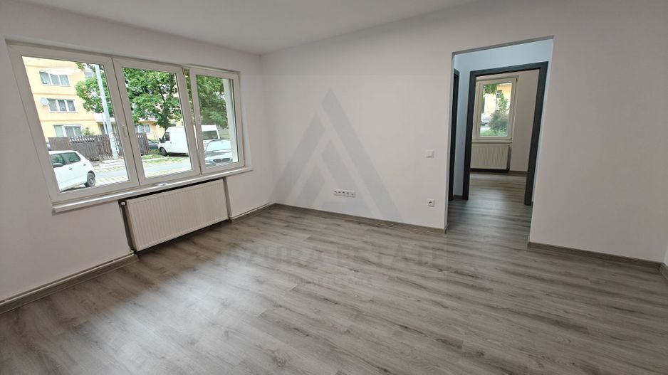 Apartament modern 2 camere parter 46 mp utili zona Terezian - Poză 2
