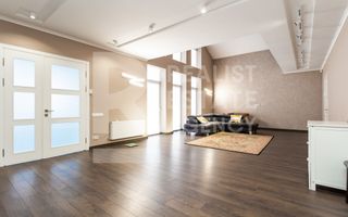 Chirie, casă, 3 nivele, 3 camere, Strada Ihil Șraibman, Rîșcani - Poză 1