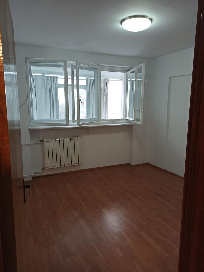 3cam.dec-1baie-disponibil imediat/Bvd Brancoveanu 130-132,sector 4 - Poză 9