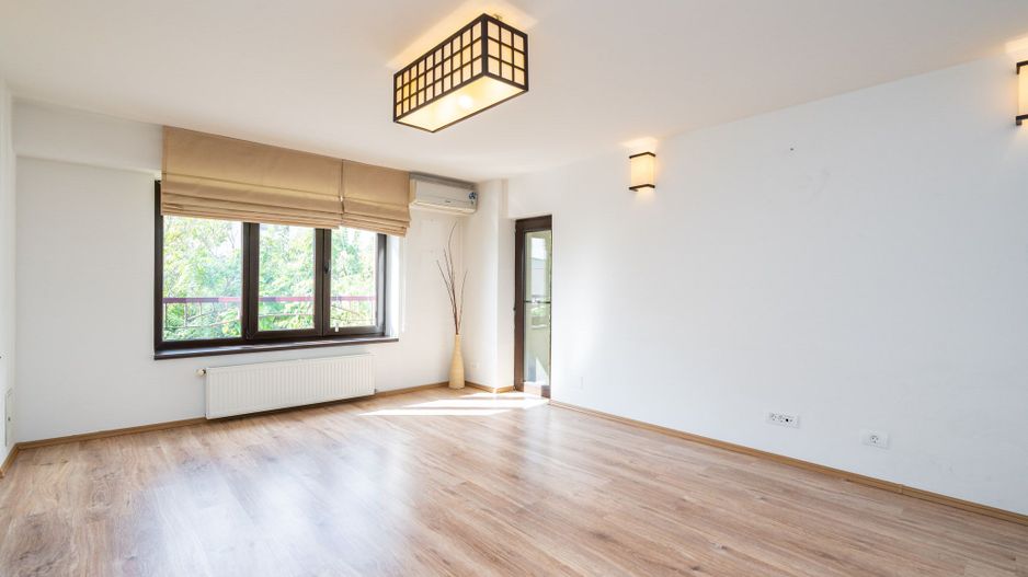 COMISION 0% - Apt.3 camere si Loc Parcare, bl. 1997, vedere gradina, metrou 8min - Poză 6