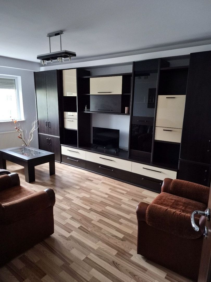 Apartament 2 camere zona 1 Mai - Poză 2