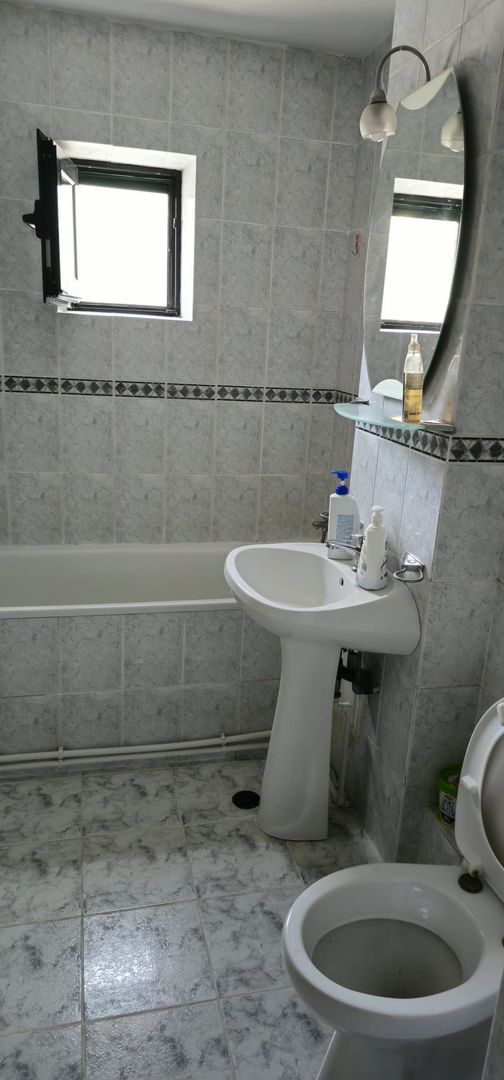 De inchiriat apartament spatios, zona Garii, et. 3, 490 euro negociabil - Poză 9
