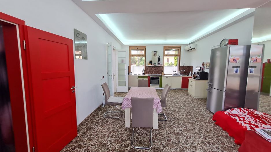 Vila individuala în zona de top - Poză 9