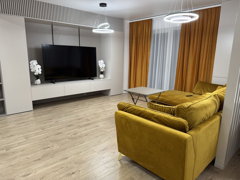 First Rental | 3-room duplex apartment | Carol Park | Parking - Poză 1
