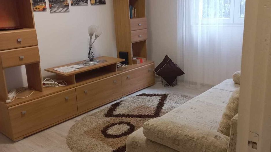 Vânzare apartament 2 camere Plaza Mall - Poză 1