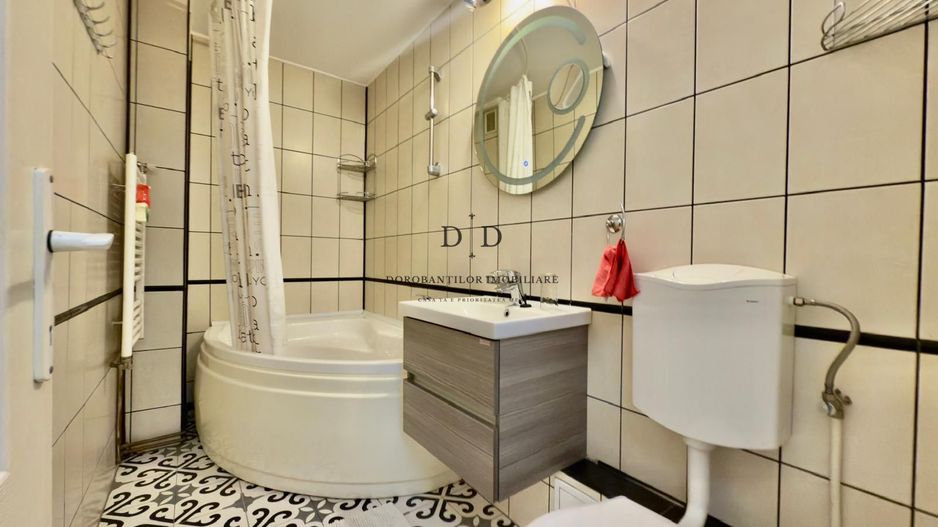 Închiriere apartament 3 camere – Calea Dorobanților-Parcare exterioară - Poză 11