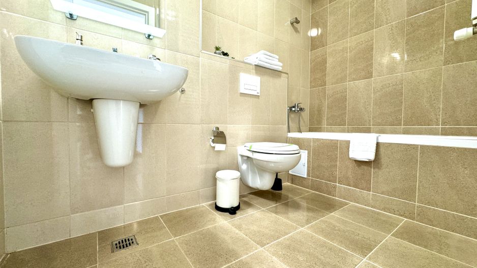 Apartament de închiriat 2 camere - vedere pădure - Poză 24