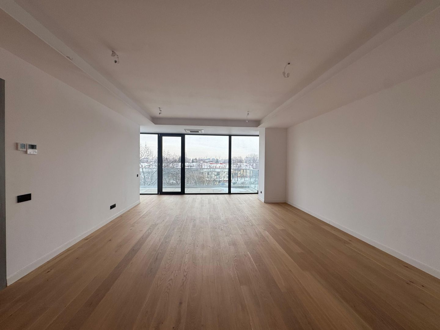 3 camere PREMIUM| 99.7 MP + 9.35 MP terasa - Poză 1