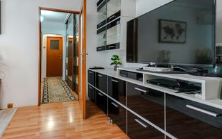 Apartament 3 camere, renovat, etaj intermediar, Manastur, zona Big! - Poză 8