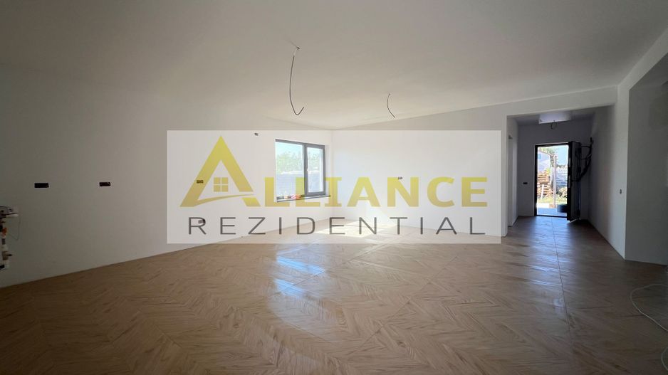 CASA PARTER-4 CAMERE- TEREN 356 MP-STR.ASFALTATA - Poză 6