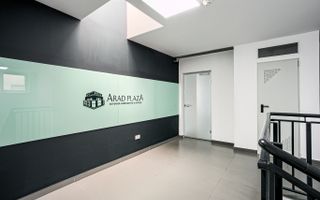 De vânzare spațiu de birouri ultracentral Arad Plazza - Poză 13
