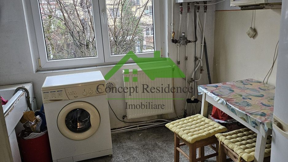 Apartament 4 camere, etaj 1, garaj – Str. Victoriei zona sc. nr. 4 - Poză 7