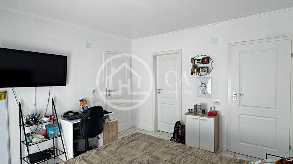 Casă de vânzare cu 3 camere si o anexa  in Sântandrei, Bihor - Poză 15