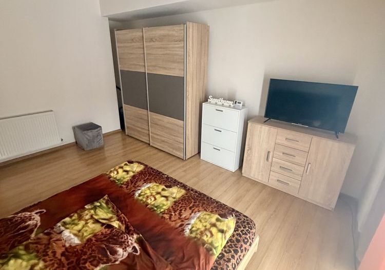 Giroc-Eso | Etaj 1 | Mobilat & Utilat | Centrală proprie | Balcon | Parcare - Poză 6