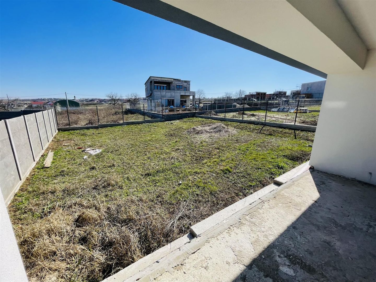 Casa P semifinisata ï¿½n comuna Paleu - Poză 3