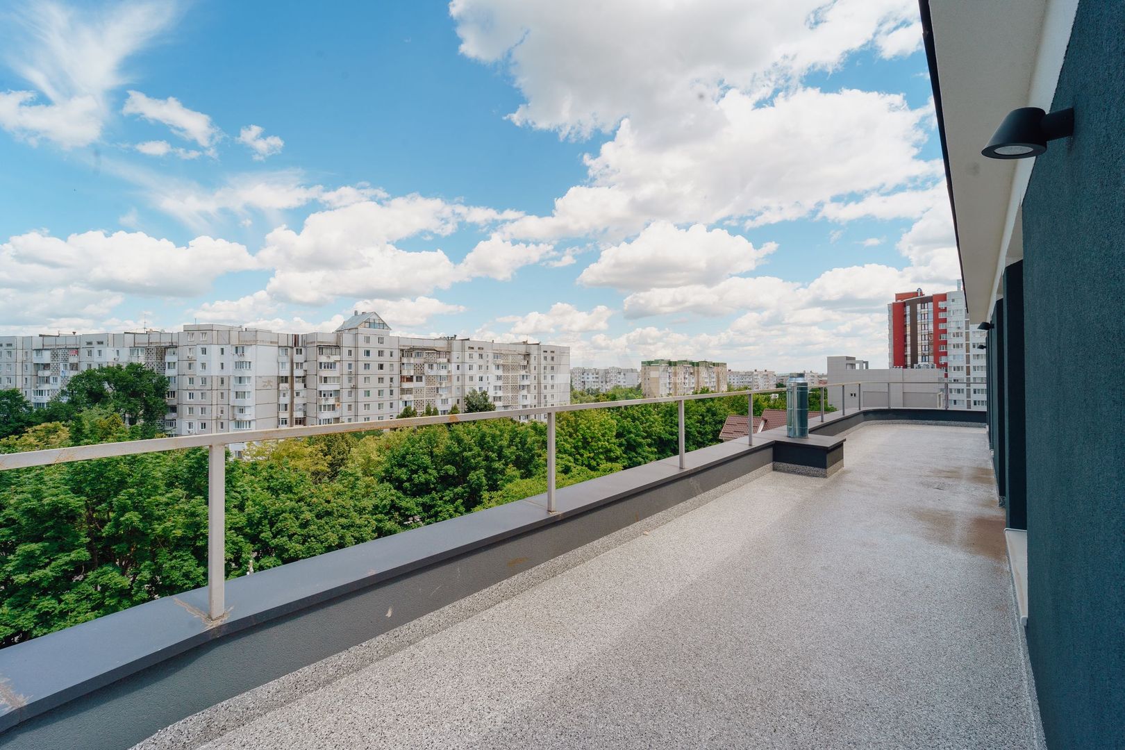 Penthouse 92,2 m² în Buiucani | Terase generoase | Lift direct - Poză 16