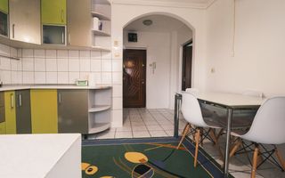 Apartament 2 camere de vanzare zona Luptei etaj intermediar - Poză 3