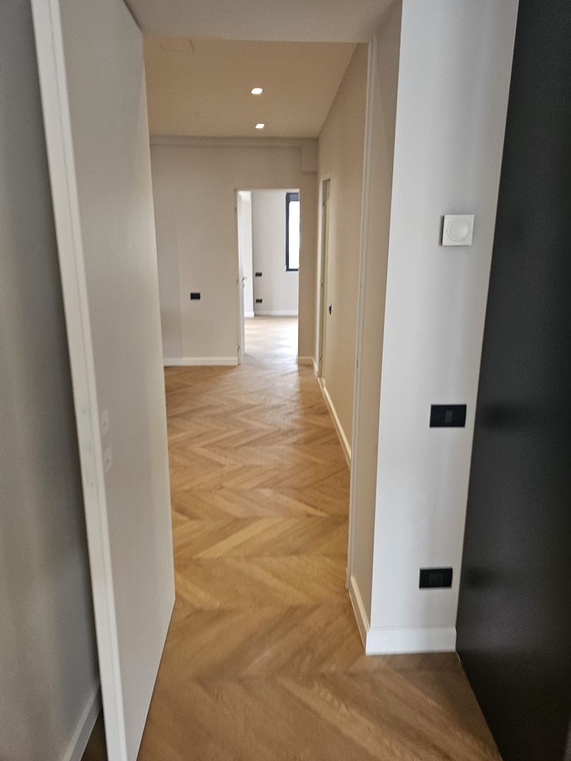 Penthouse Modern | 4 Camere | Cartierul Francez Herăstrău | Terasă - Poză 12