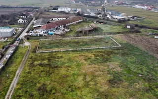 Casa cu teren de 14340 mp în Jebel/Pretabila pentru afacere - Poză 15