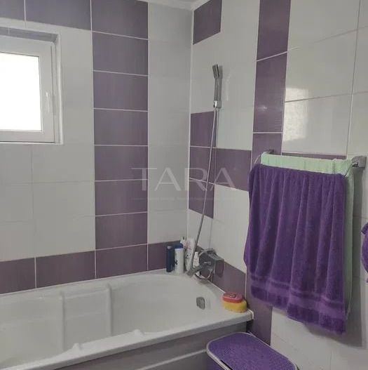 Apartament decomandat cu 2 camere, parcare inclusă, Florești. - Poză 5