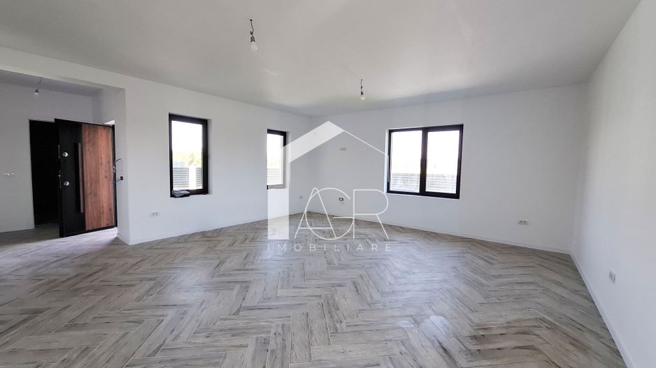 Vila P+1E, cu 5 camere, Paulesti - Poză 2