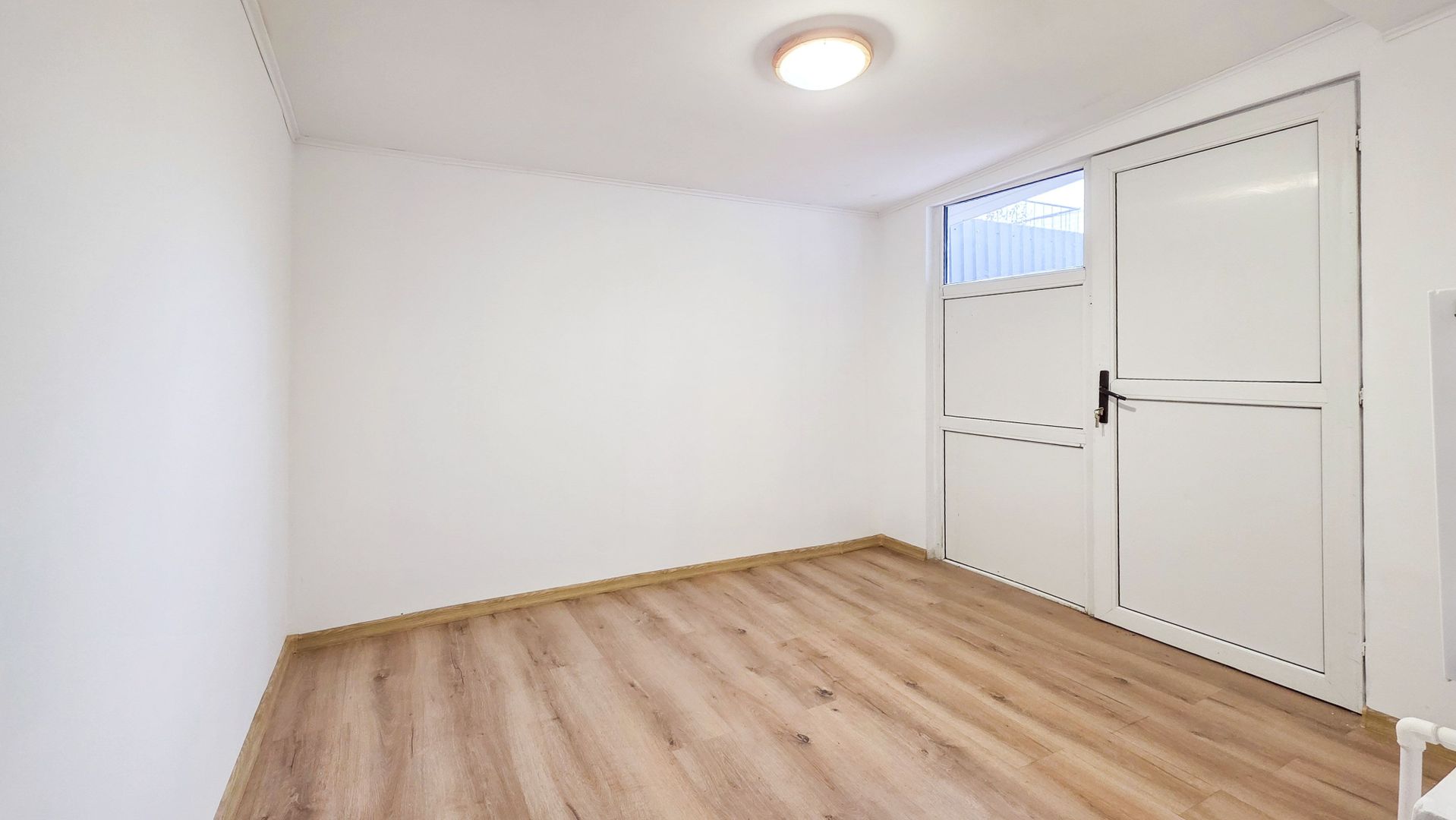 Casă 4 camere renovată 2025 – Strada Iași nr. 21, Rahova, București! - Poză 5