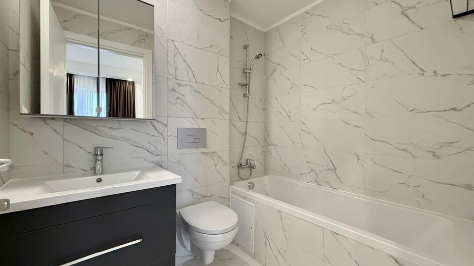 COSMOPOLIS - Apartament cu 3 camere si gradina, mobilat si utilat. - Poză 9