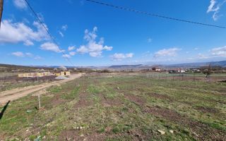 De vanzare 689mp teren intravilan, zona Podei - Poză 1