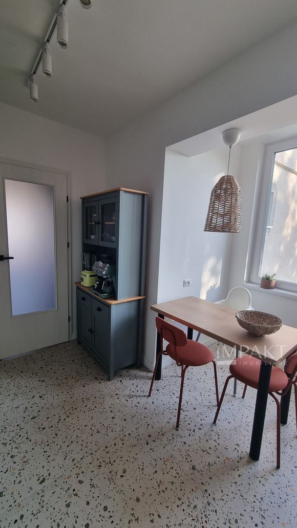 Apartament cu 3 camere decomandat cf sporit in Andrei Muresanu - Poză 10