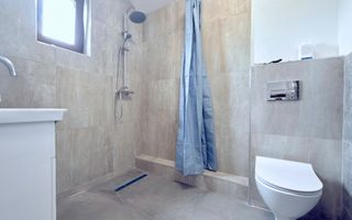 Casa individuala de închiriat, capacitate 10 persoane, Apahida - Poză 12