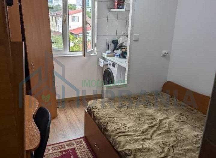 Garsonieră renovată, utilată și mobilată complet, în zona Podu Roș - Cantemir, Iași - Poză 1