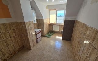 Apartament spatios la cheie 43 mpu Viile Sibiului - Poză 4